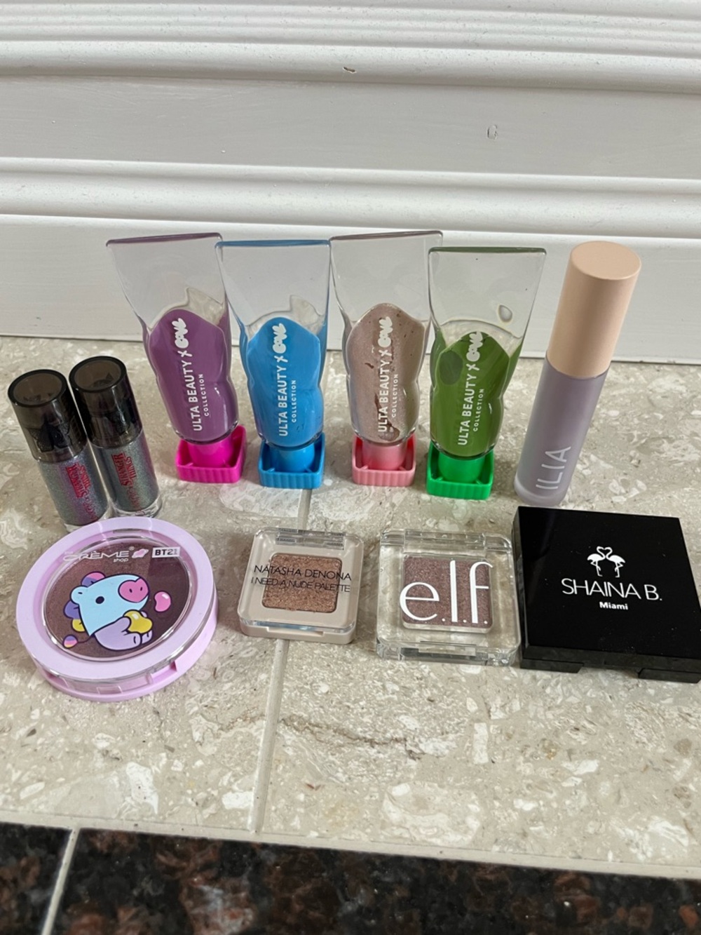 11pc Eyeshadow bundle 💜